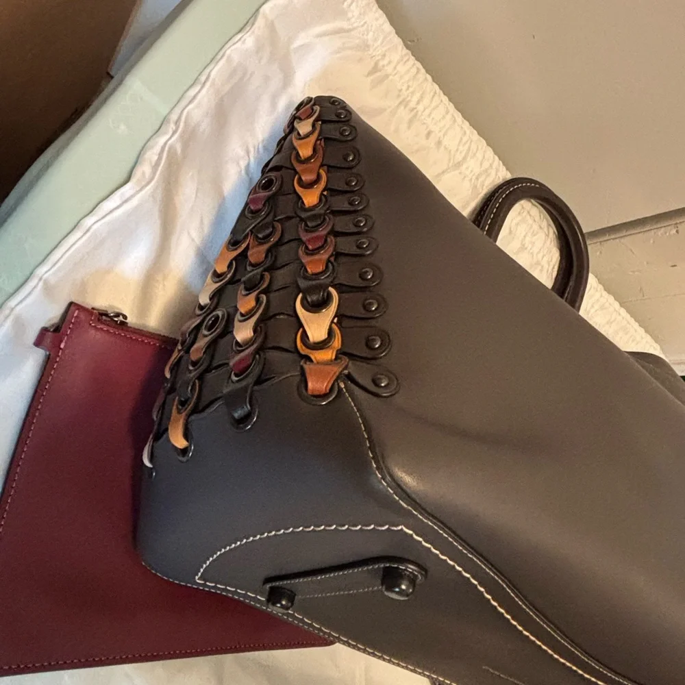 Brown and Burgundy Coach 1941 Rouge tote/ Crossbody Bag with detachable Pouch - Picture 8 of 12